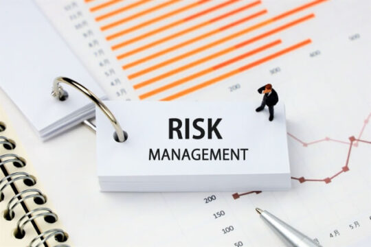 公認会計士としての財務情報の信頼性向上とリスク管理